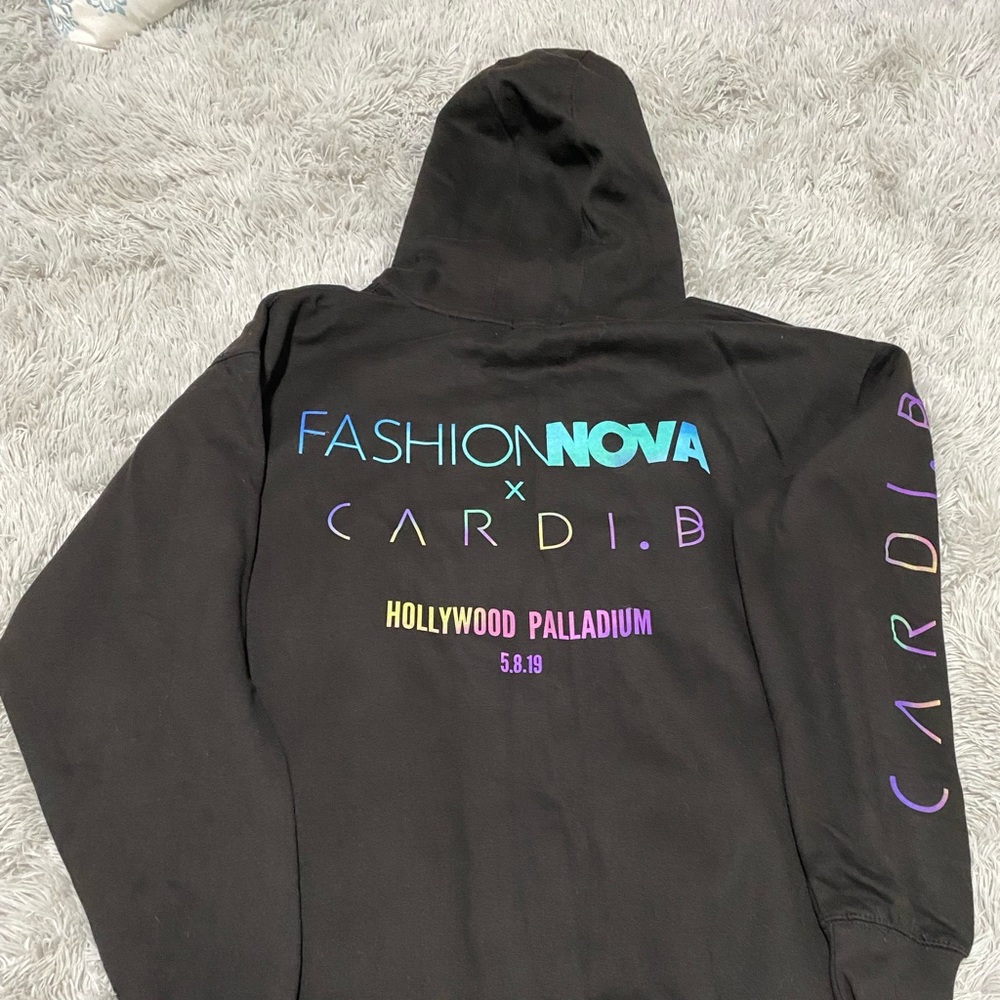 Cardi B - Fashion Nova Pullover sweatshirt